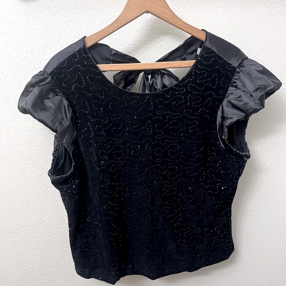 Black Puff Sleeve Blouse with Sequin Tie Front - Picture 3 of 5